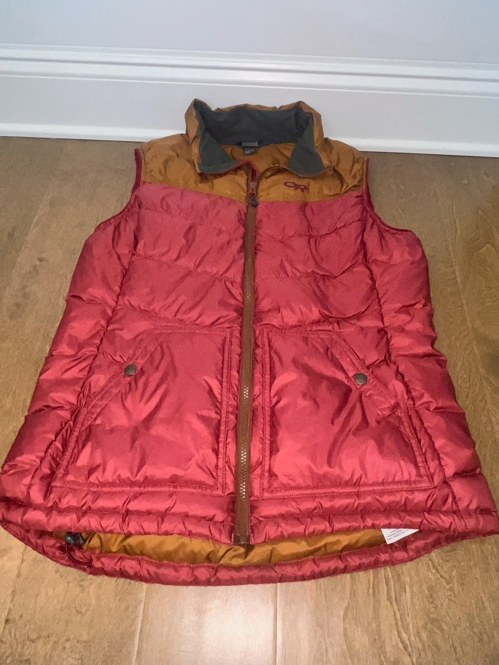 Outdoor Research O. R. Goose Down Puffer Vest Full Zip Size Large